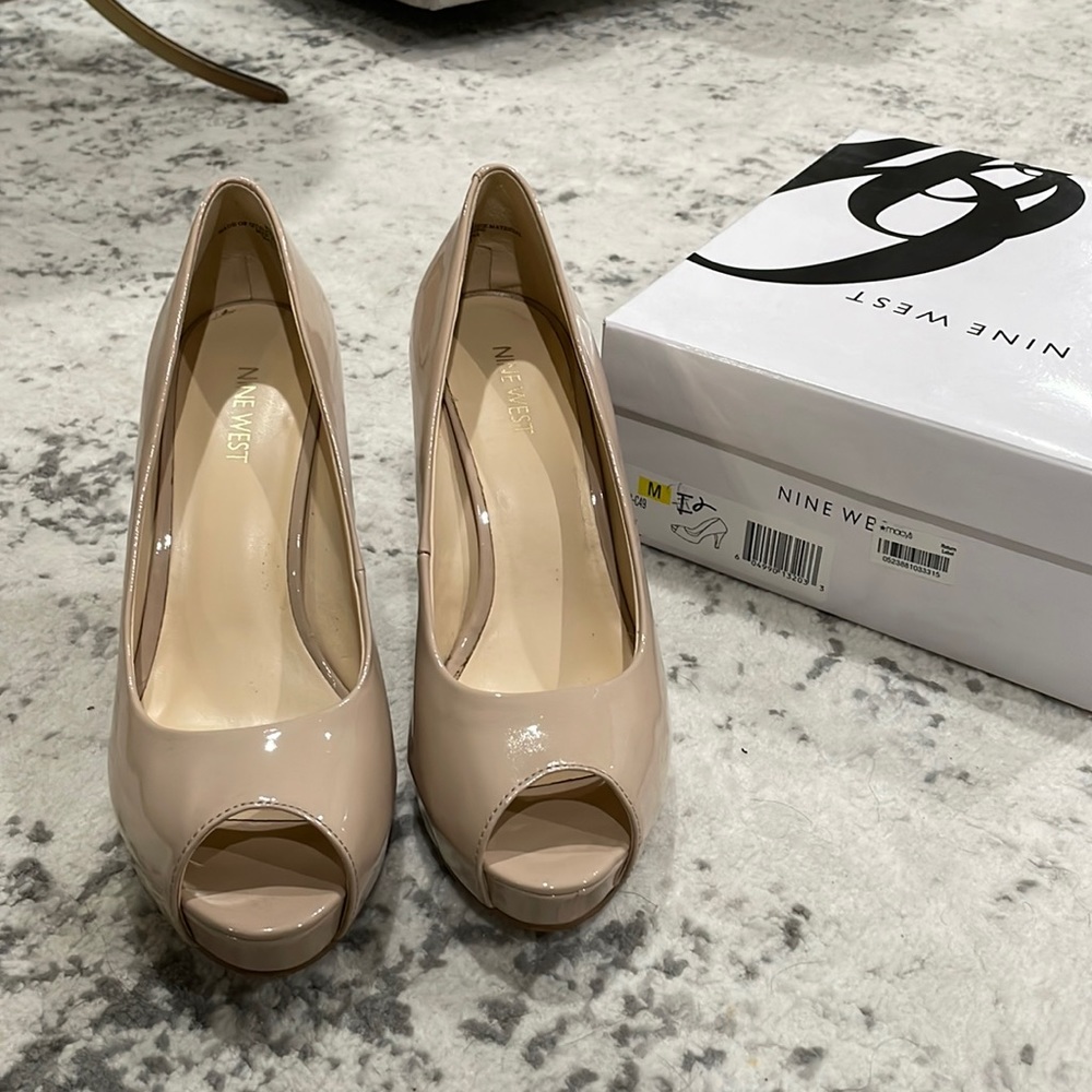 Nine West open toe nude heels